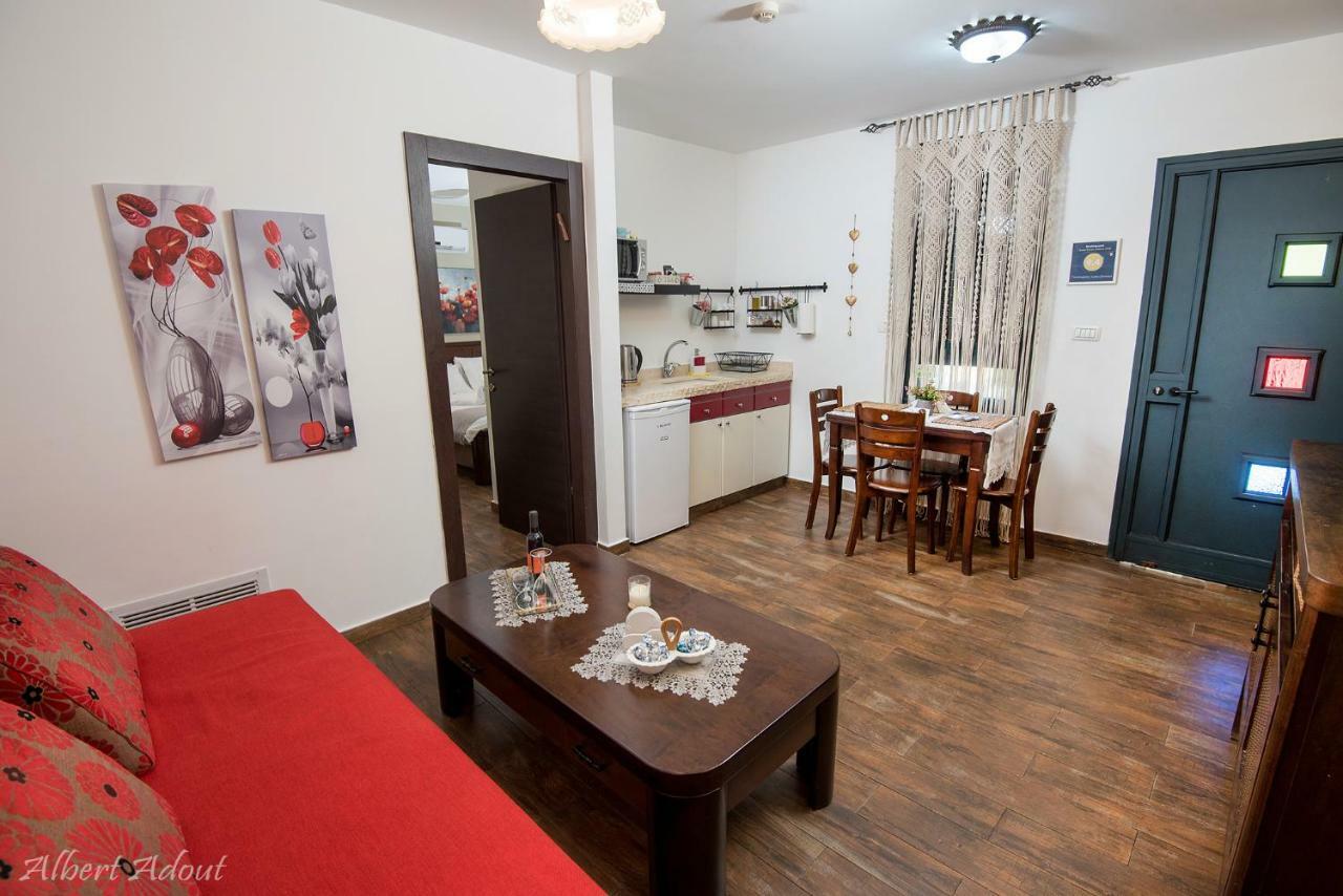 Tenebagolan Suites Zimmers Had Nes Exterior foto
